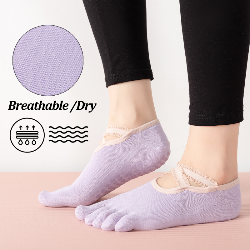 Ladies Non-Slip Pilates Socks  - огляд і ціна Pilates And Yoga Studio