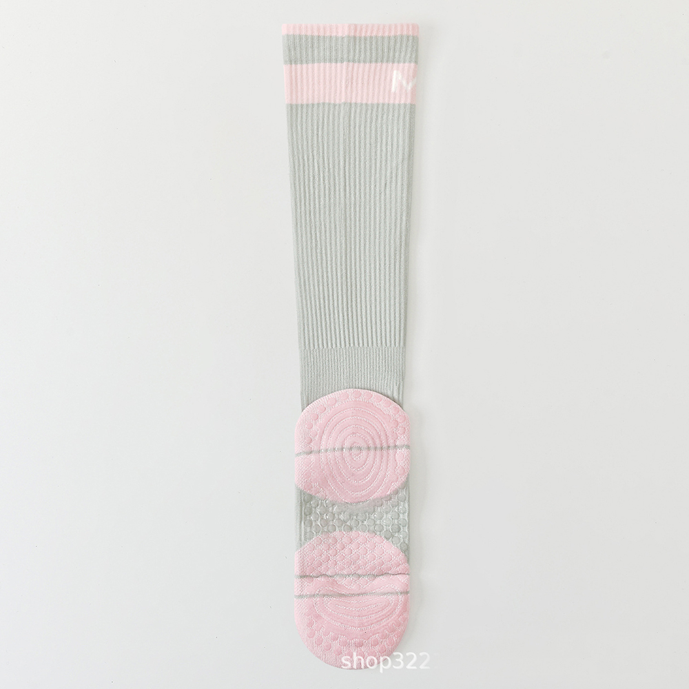 Professional Pilates Yoga Sock - огляд і ціна Pilates & Yoga Unleashed Studio Tuckahoe