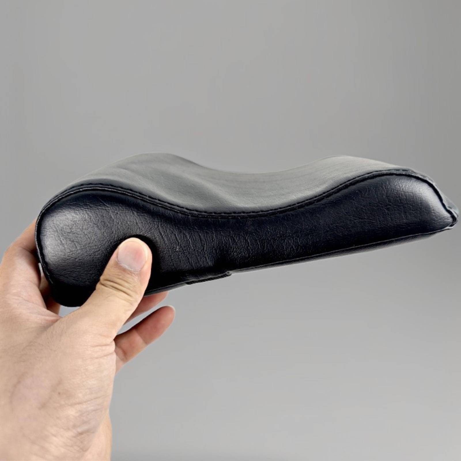 Pilates Bed Neck Pillow Padded - огляд і ціна Pilates & Yoga Unleashed Studio Tuckahoe