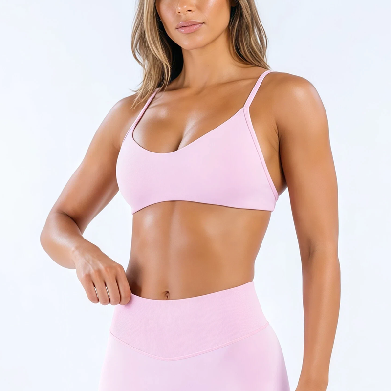 HISTELLO Impact Scoop Neck Bra - огляд і ціна Pilates Yoga Clothes
